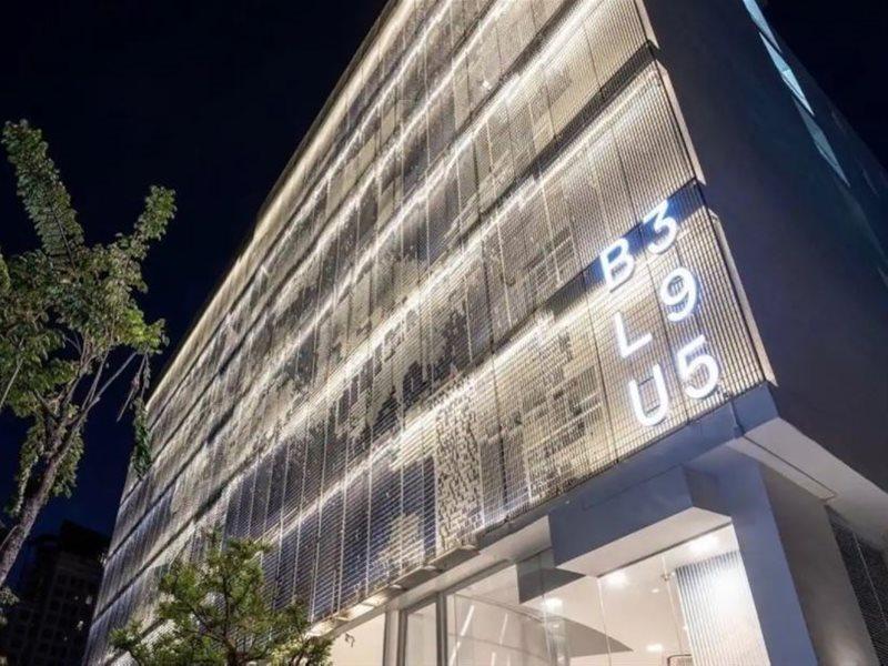 Blu 395 Apartment Bangkok Bagian luar foto